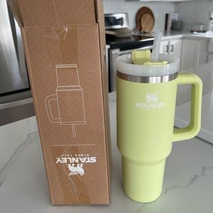 Citron Stanley cup adventure quencher 40oz NEW IN BOX LIMITED EDITION